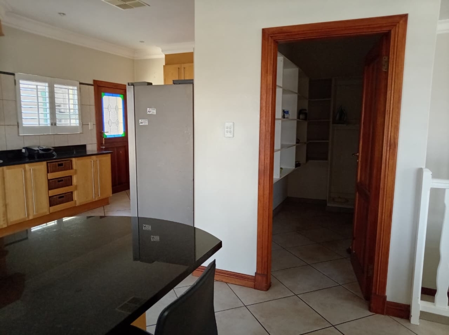 4 Bedroom Property for Sale in Caribbean Beach Club North West
